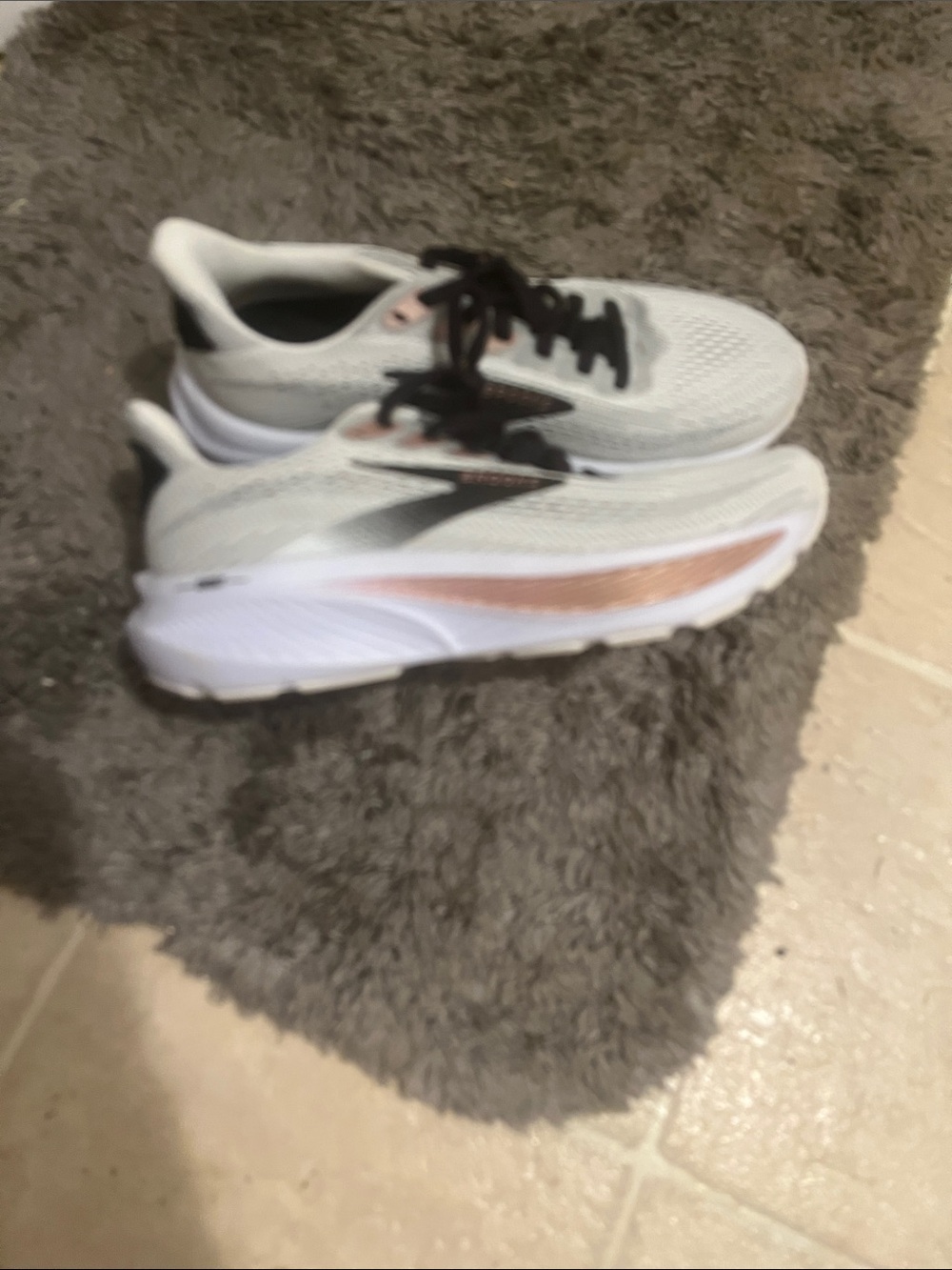 Brooks Men’s White and Black Adrenaline GTS Running Shoes